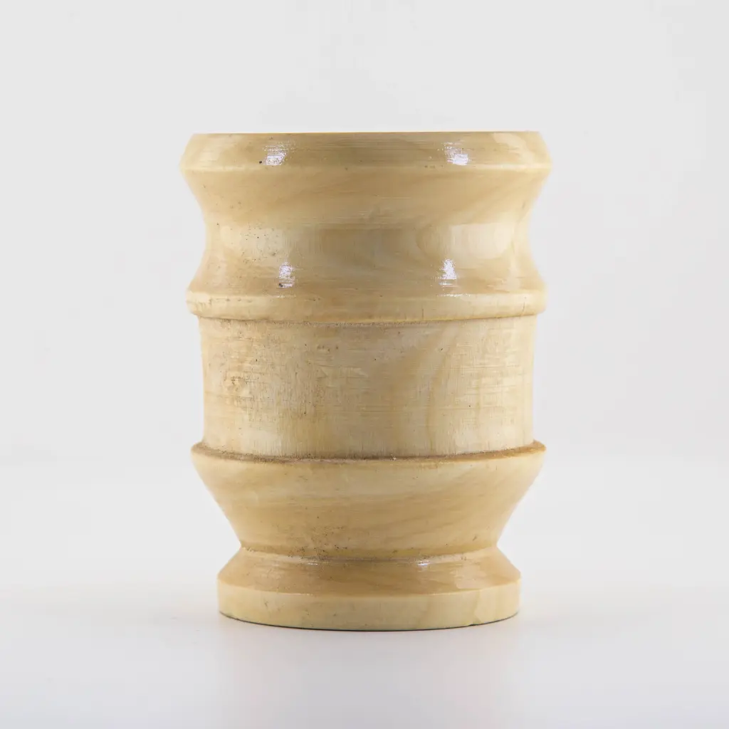 Mate de canela liso calado