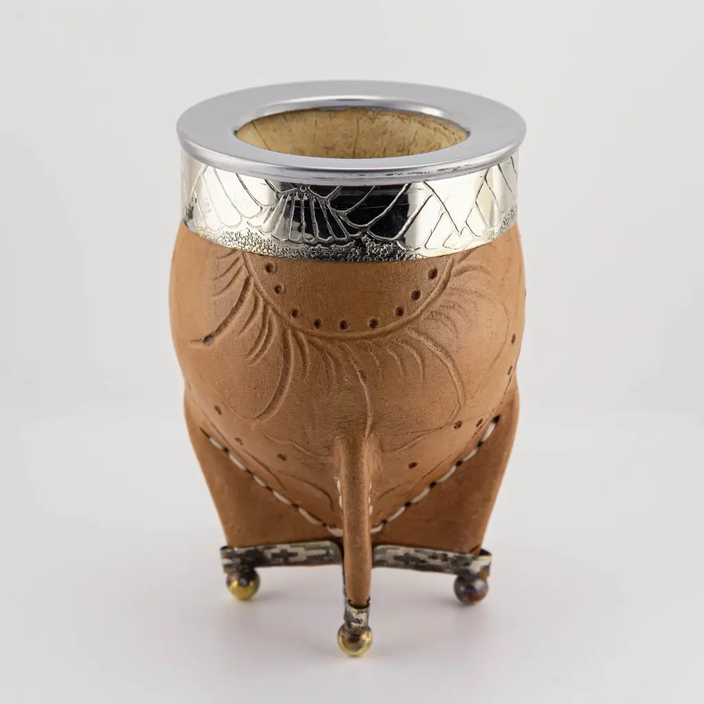 art. m006 Mate Imperial de cuero tallado calabaza con virola y doble fleje de alpaca con bolitas (pie y cuello) (Negro)